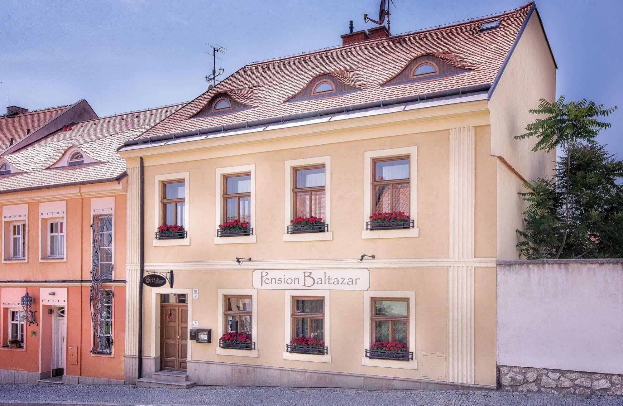 Penzion Baltazar Mikulov Hotel Exterior photo